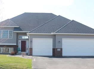 2316 Bronco Ln, Buffalo, MN 55313
