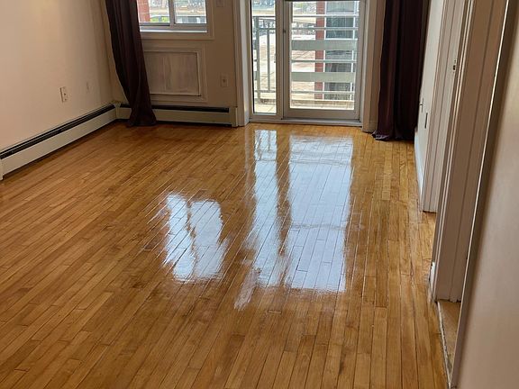3rd image of 13348 37th Ave #4