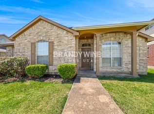 3318 Lochwood Dr, Mesquite, TX 75181
