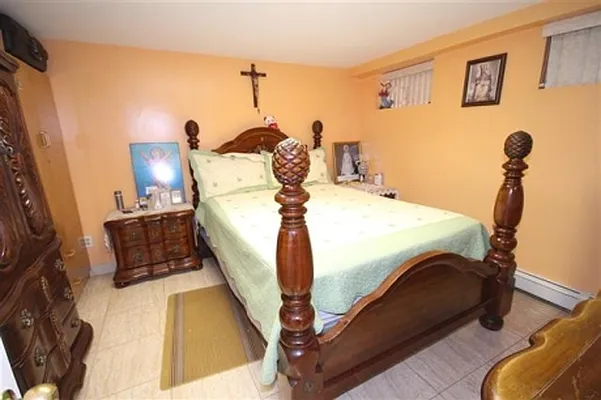 Sold by Bergen Basin Real Estate | media 75