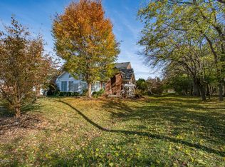 4332 Ivy Crest Cir, Louisville, KY 40241