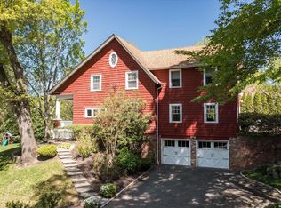 91 Remsen Ave, Roslyn, NY 11576