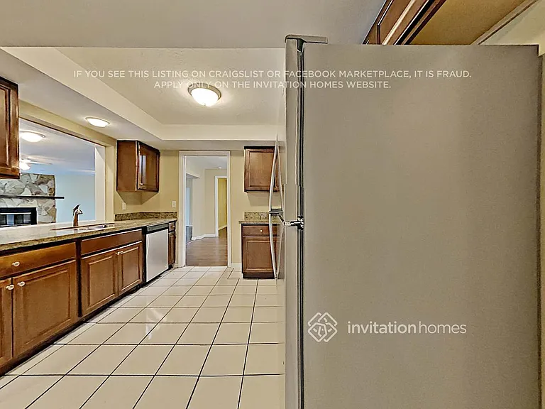 11577 Pine St — Photo 12