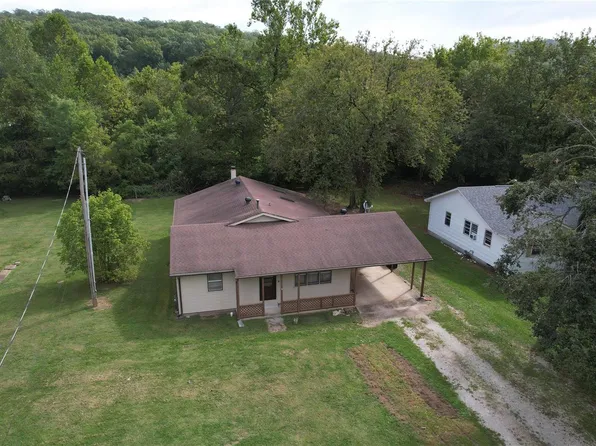 108 N Lucas St, Pilot Knob, MO 63663