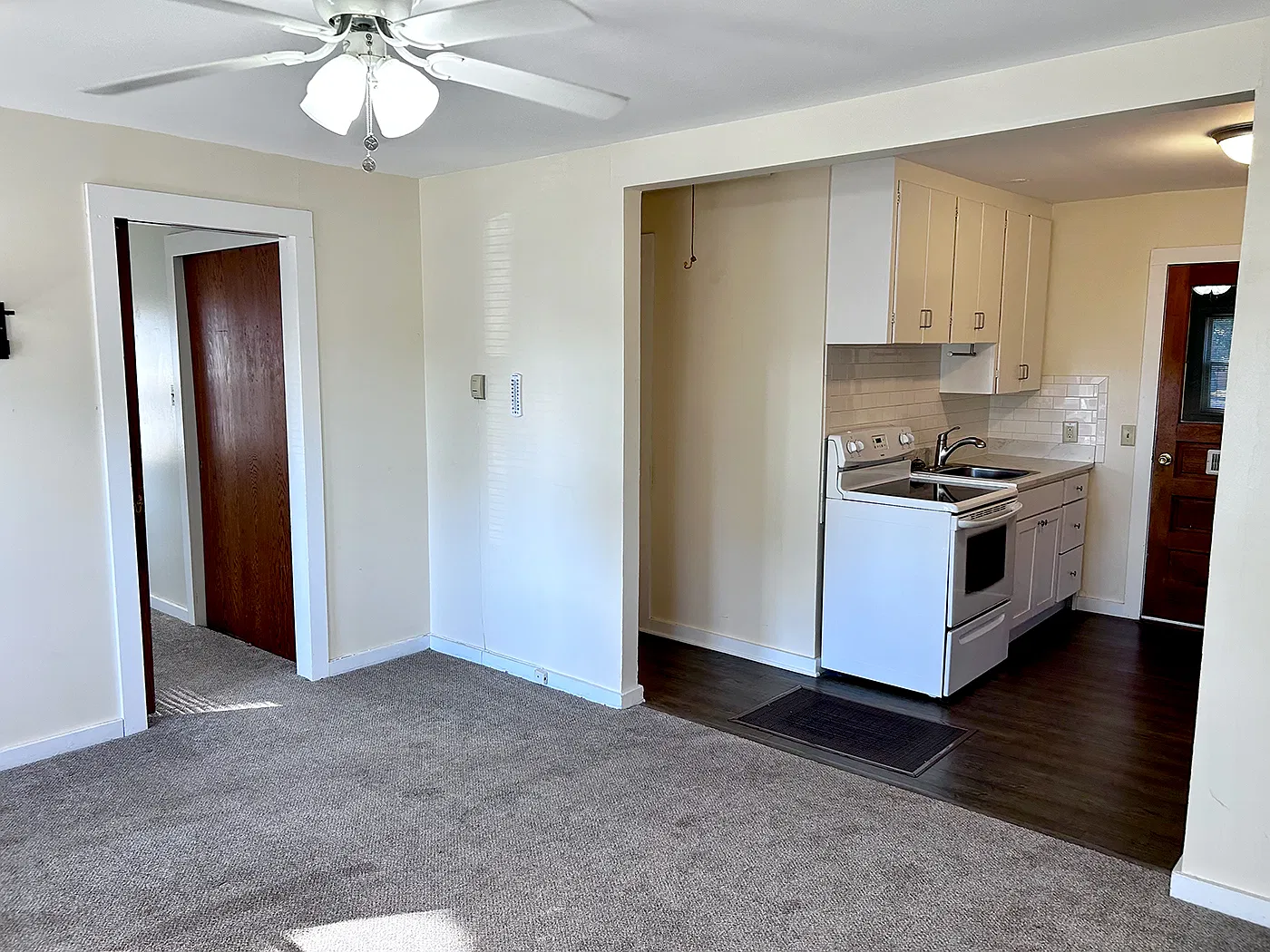 2 bed, 572 sqft, $600 — Photo 4