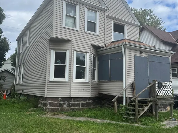 1348 W 87th St, Cleveland, OH 44102