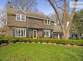 6528 Sagamore Rd, Mission Hills, KS 66208