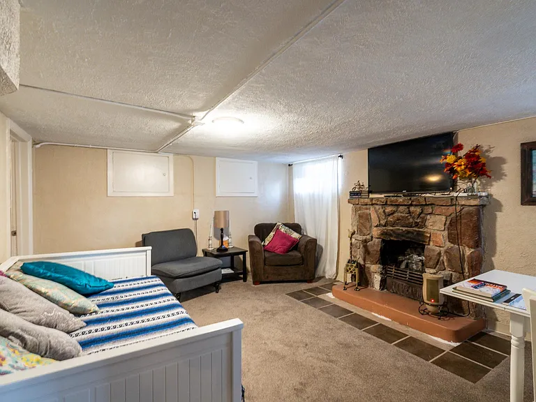 621 Cooper Ave #B — Photo 7
