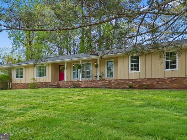 4601 Wendover Dr, Stone Mountain, GA 30083