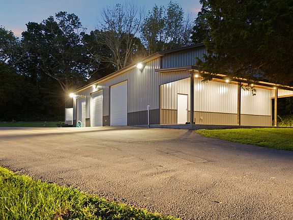 83rd image of 2650 Finley Ridge Rd