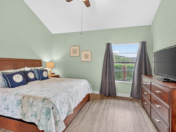 5th image of 2603 Seagate Ln N