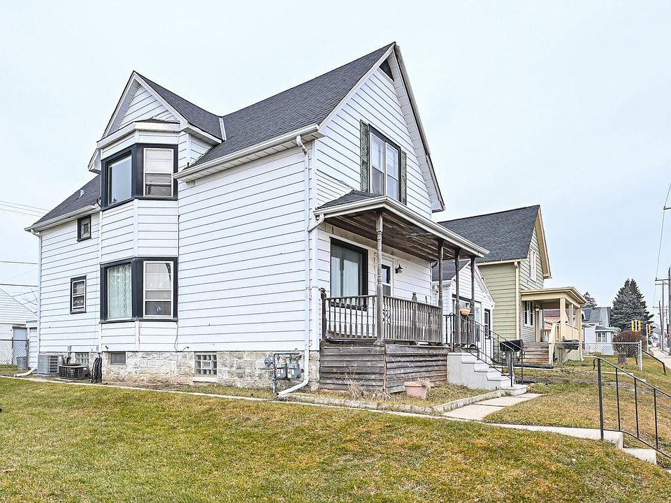 1st image of 2912 South Chicago AVENUE