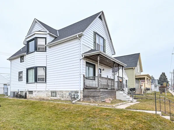 2912 South Chicago AVENUE, South Milwaukee, WI 53172