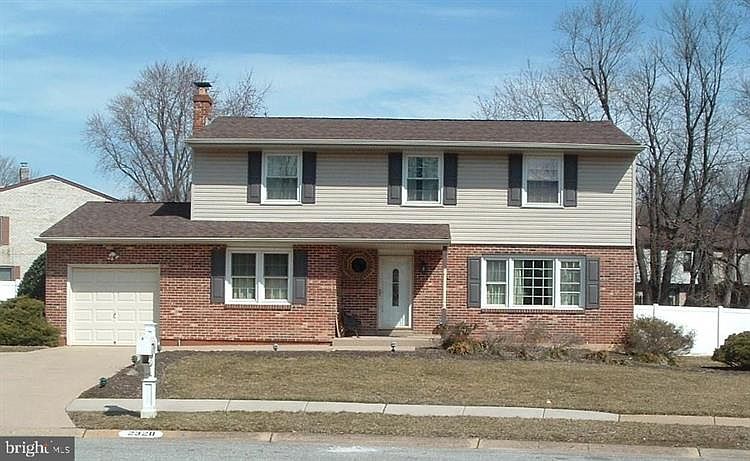 1st image of 2328 Lighthouse Ln