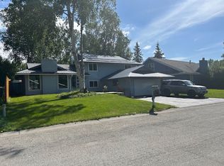 8240 Majestic Dr, Anchorage, AK 99504
