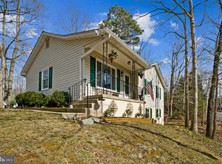 12128 Long Wolf Ln, Lusby, MD 20657