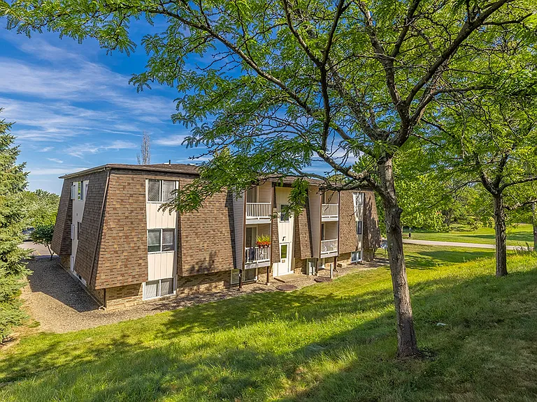 610 Young Rd — Photo 20