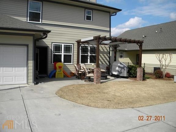 2nd image of 218 Mission Oak Dr