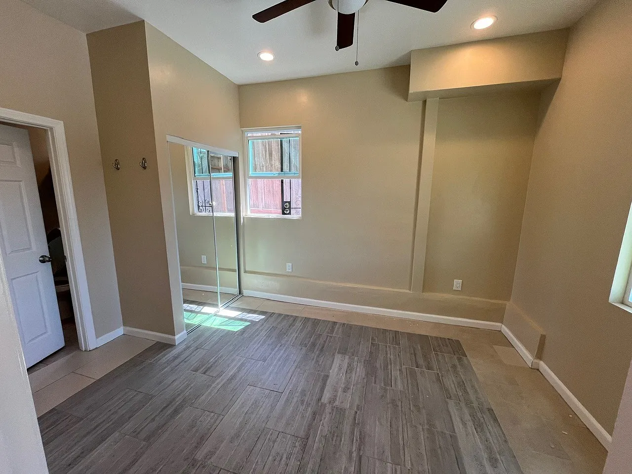 4 bed, 1200 sqft, $5,500 — Photo 4