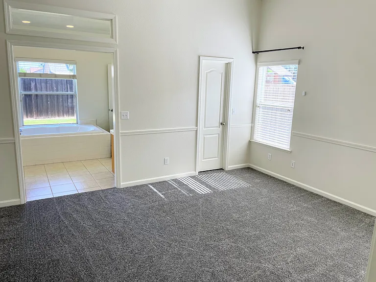 15892 W D St — Photo 12