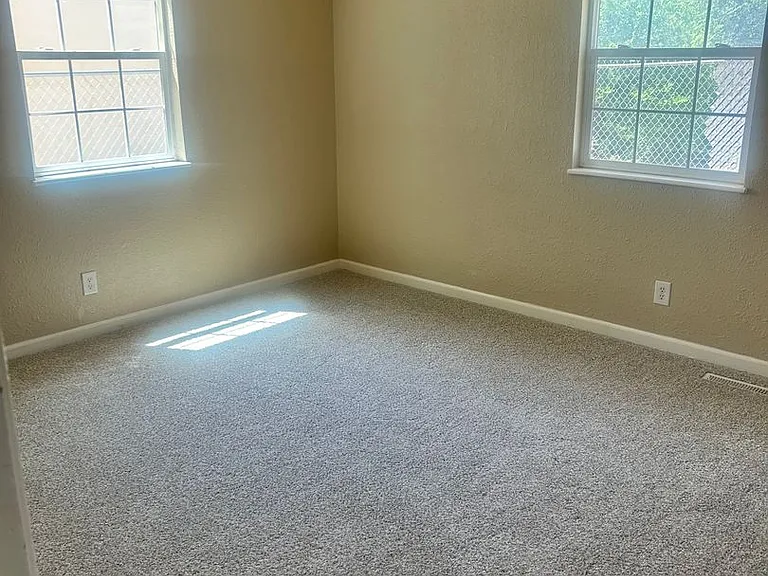 84A Rose Dr — Photo 19