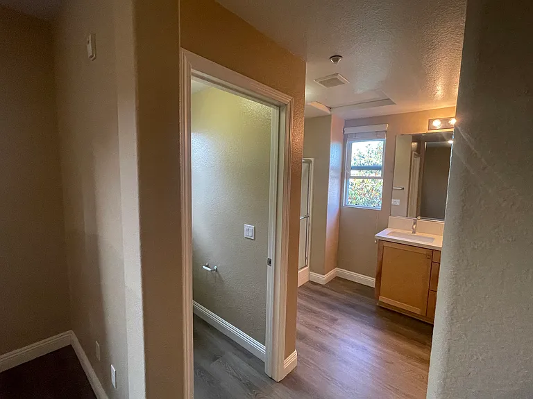5449 Soho View Ter — Photo 7