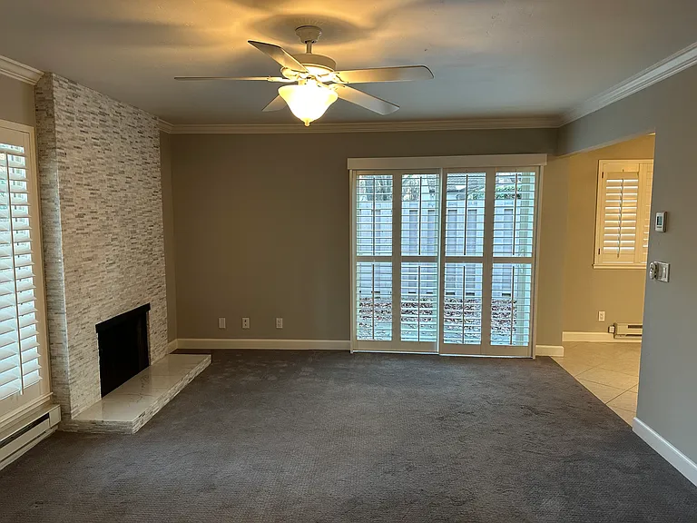 2506 Roblar Ln — Photo 4