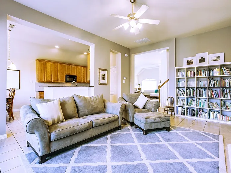 524 Breton Dr — Photo 16