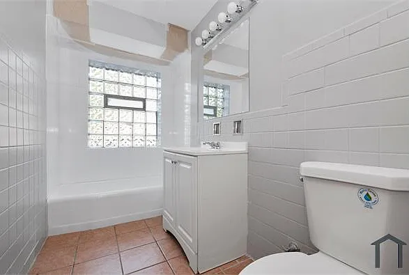 2320 W Garfield Blvd #101 — Photo 10