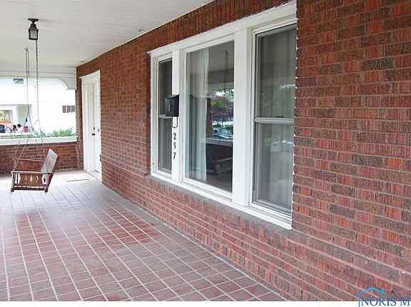 3rd image of 257 N Locust St