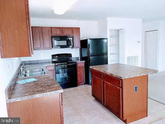 5th image of 18128 Scenic Creek Ln