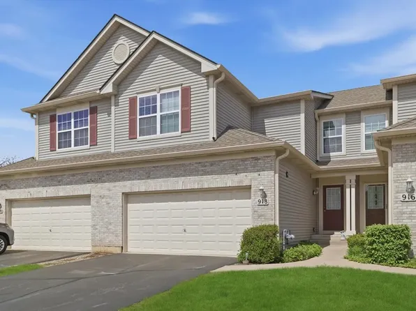918 Oak Ridge Blvd, Elgin, IL 60120