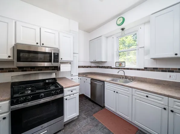 203 Bowers St APT 1, Jersey City, NJ 07307