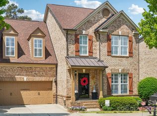 2254 Donnington Ln NW, Concord, NC 28027