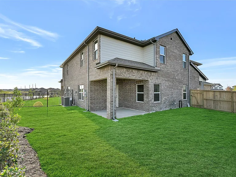 21047 Bay Village Dr #A — Photo 8