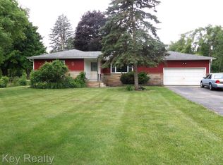 10060 Carpenter Rd, Milan, MI 48160