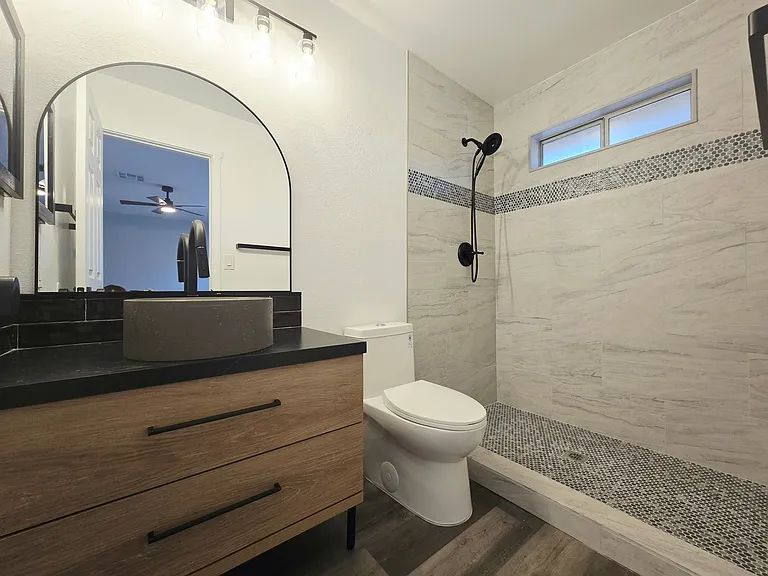 1833 Plum Ct — Photo 15
