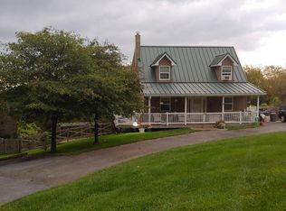 689 Granny Smith Rd, Linden, VA 22642