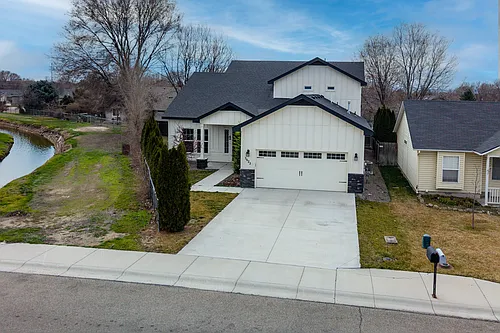 1623 W Young Ave Photo 1