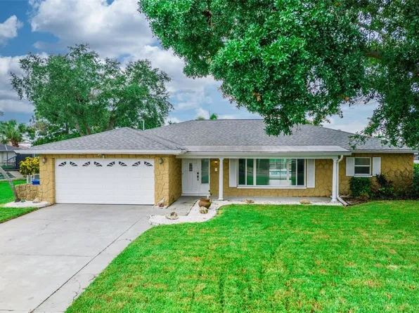 6322 Balboa Ln, Apollo Beach, FL 33572