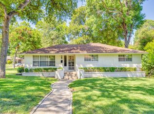 545 Hillvale Dr, Dallas, TX 75241