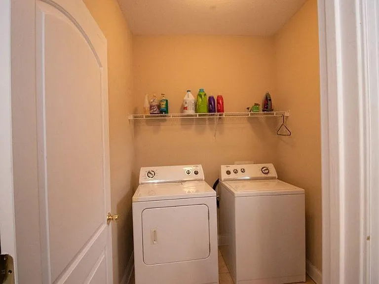 812 Westin Ct — Photo 4