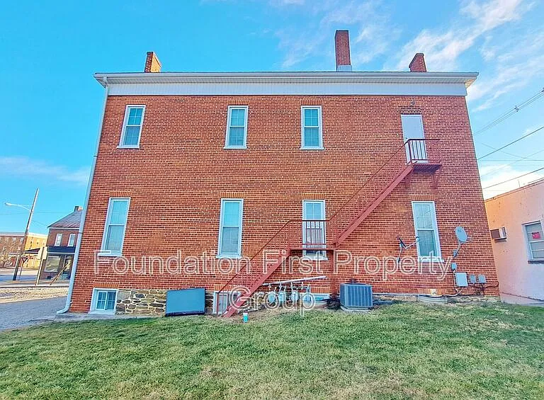 9 Baltimore St #3 — Photo 2