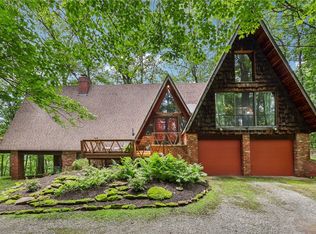 890 Pearce Mill Rd, Wexford, PA 15090