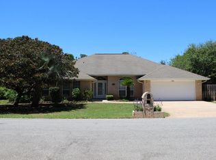 2049 Pine Ranch Dr, Navarre, FL 32566