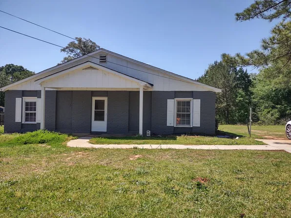 208 Lavender St #B, Fort Valley, GA 31030