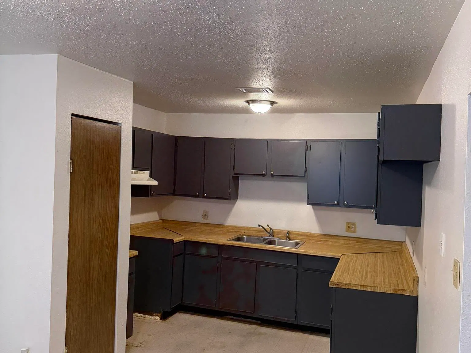 2 bed, $850 — Photo 2