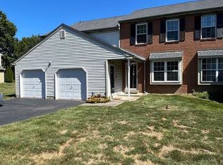592 Wrensong Rd #A, Morrisville, PA 19067