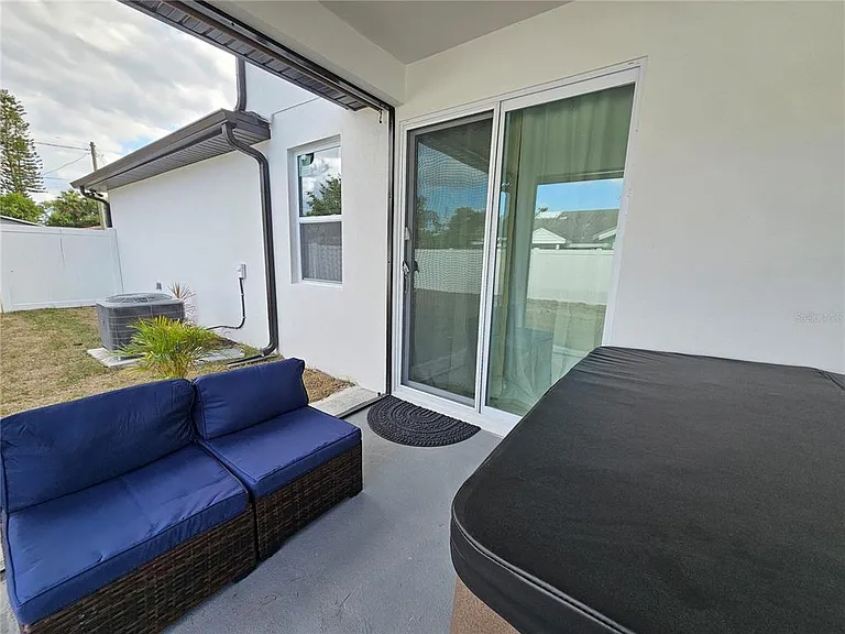 2075 Jewell Ave — Photo 64