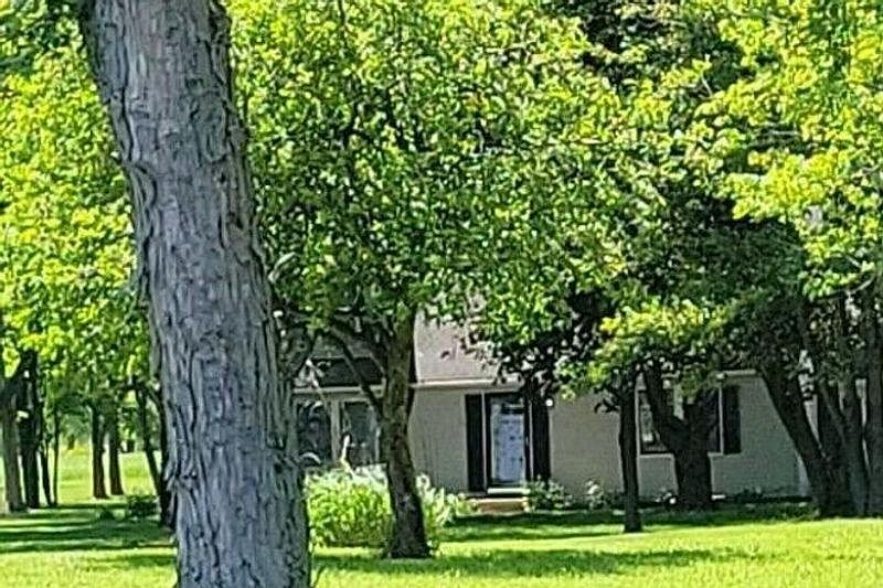 2nd image of 7440 S Mote Rd